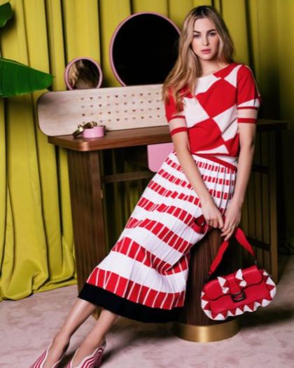 LAURA LOVE _ @lootin